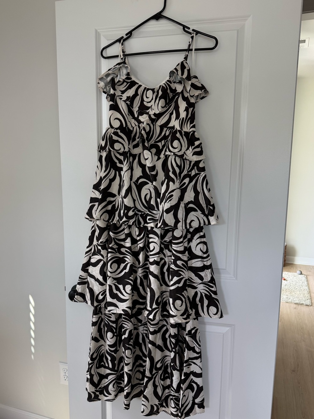 Black and White Tiered Floral Maxi Dress - Women